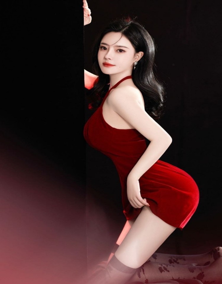 儿子双飞妈妈和女儿的小说,中文字幕高清